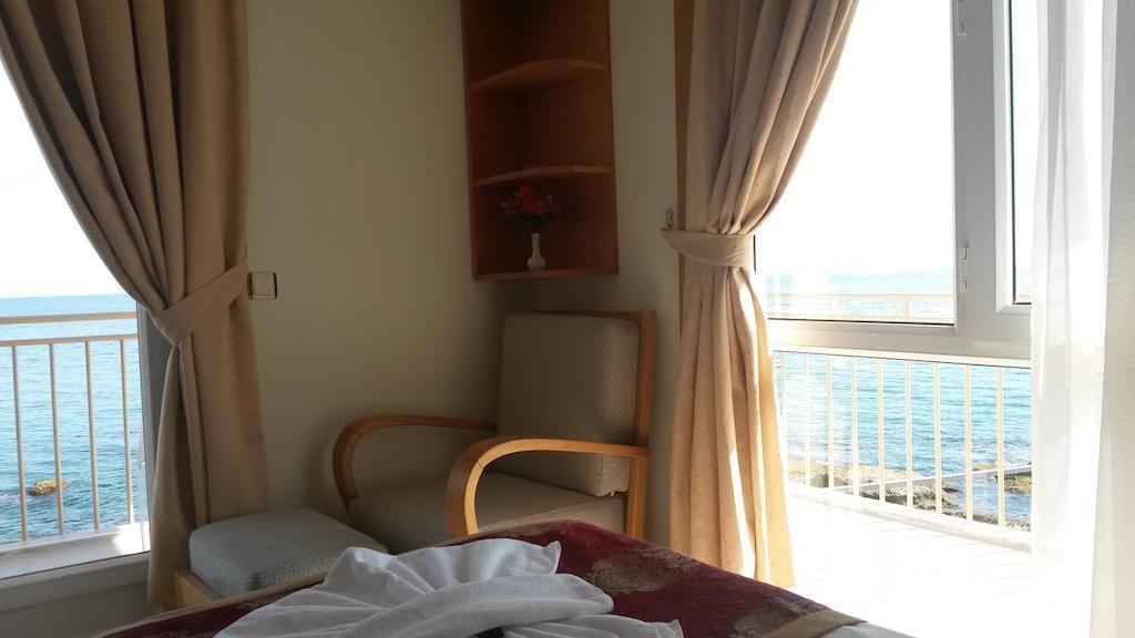 Yali Hotel 시데 객실 사진